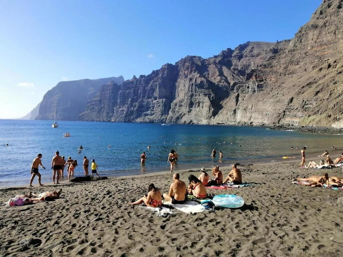 Los Gigantes Apartament Sea View & Beach Acantilado de los Gigantes 0*,  Spain